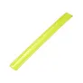 SAFETY R Reflective tape on hand