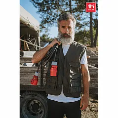Multi-pocket body warmer