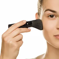 putni set kistova za šminkanje