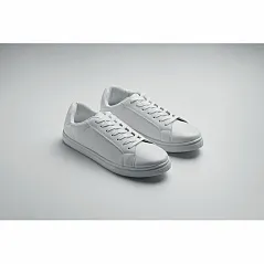 Sneakers in PU 37