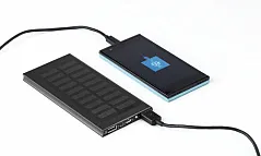 ABS and aluminium solar charger, 8.000 mAh